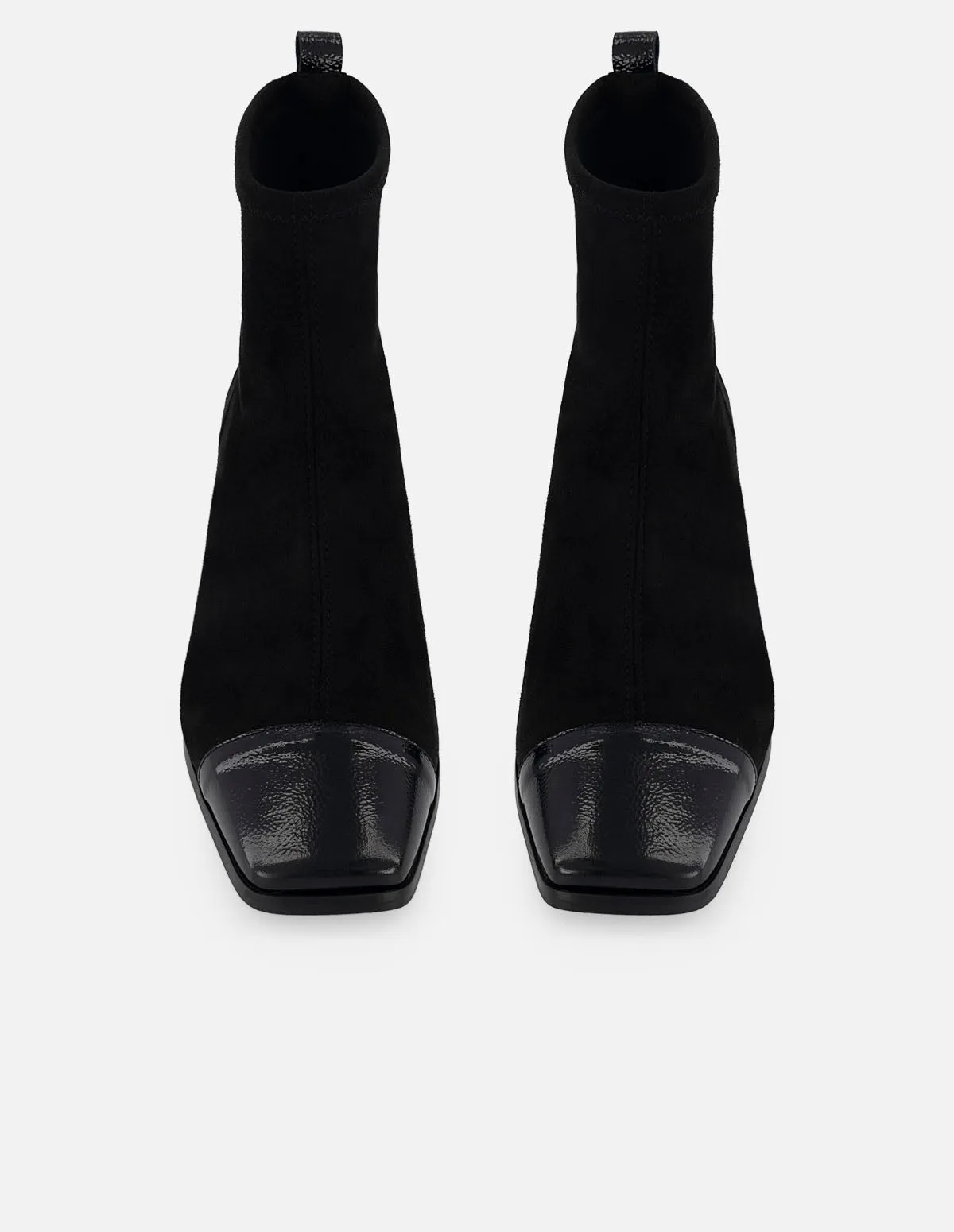Botín para mujer de textil color negro y detalles de charol