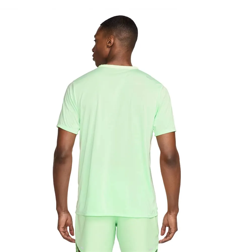 CAMISETA M/C RUNNING_HOMBRE_NIKE DRIFIT RISE 365