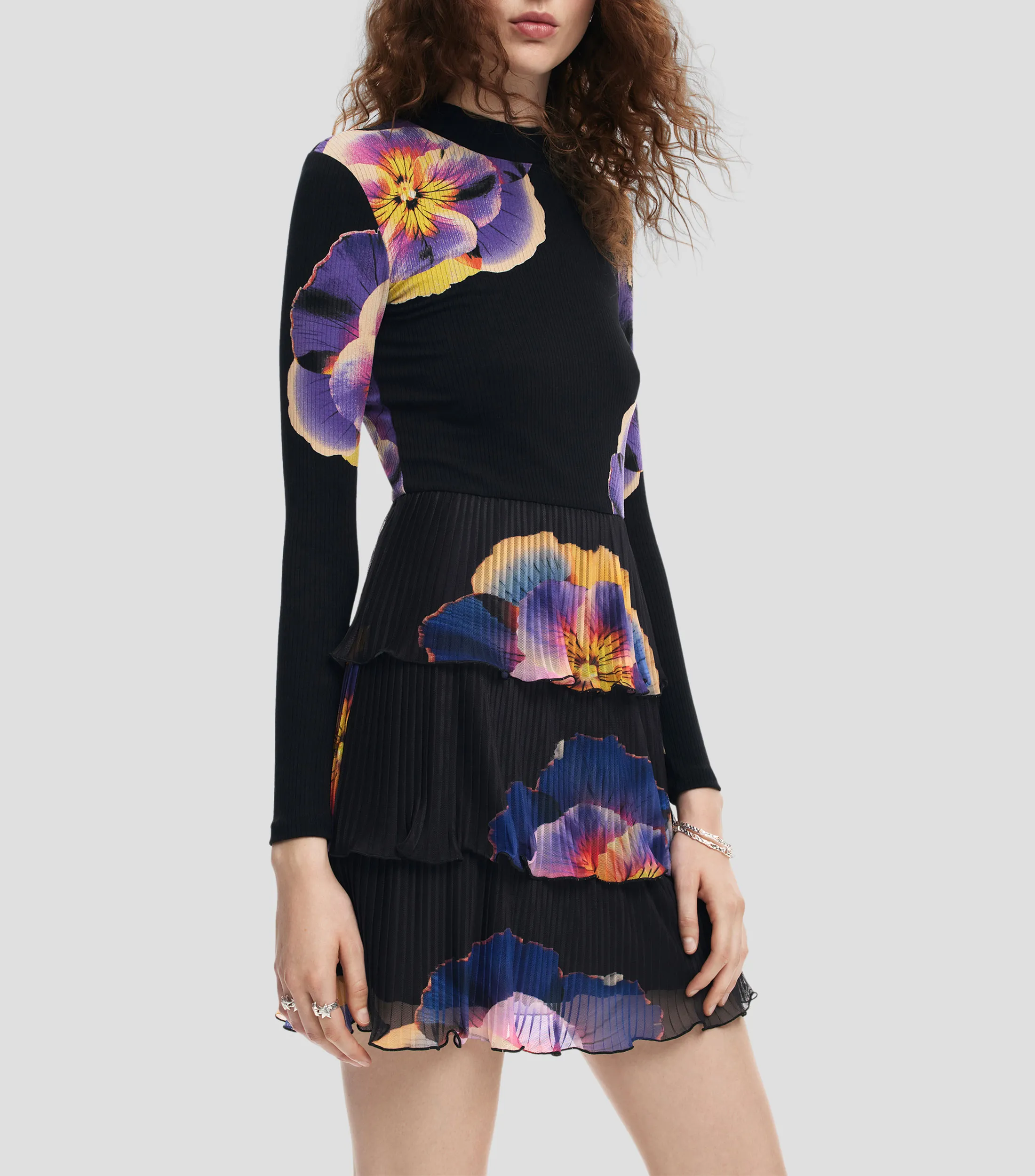 Desigual Vestido corto con manga larga Mujer