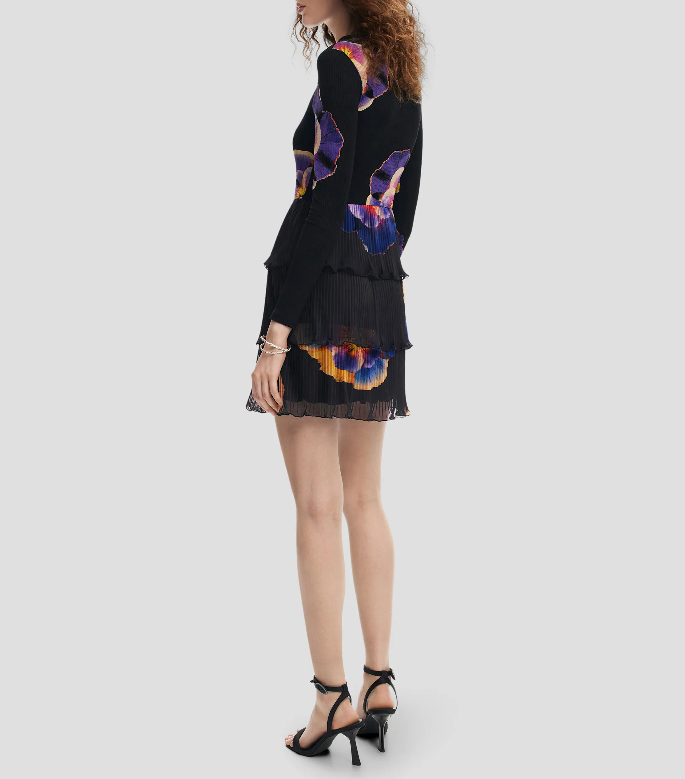 Desigual Vestido corto con manga larga Mujer