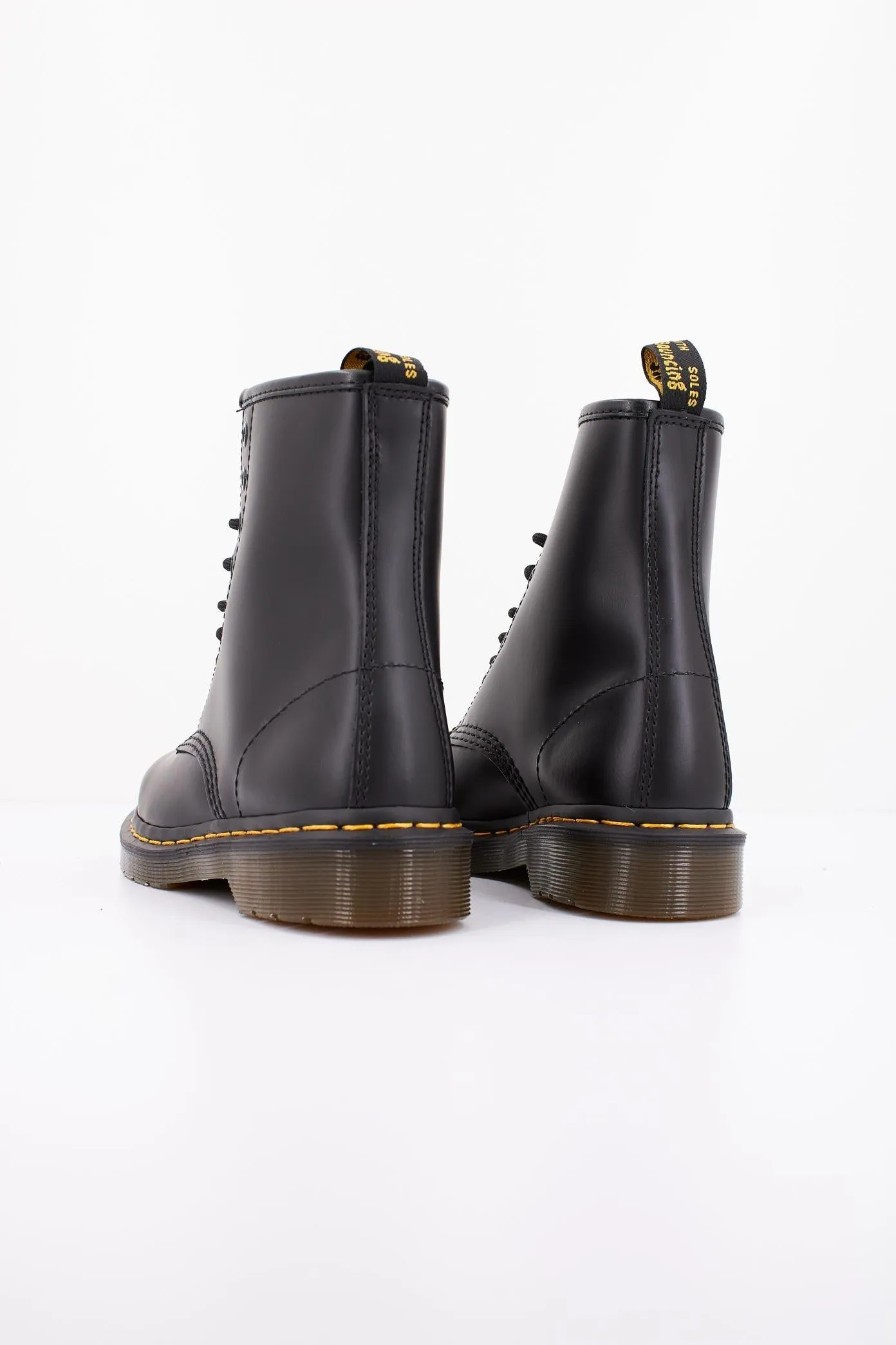 DR. MARTENS