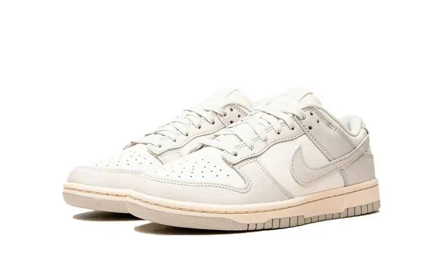 Nike Dunk Low Sail Light Bone (W)