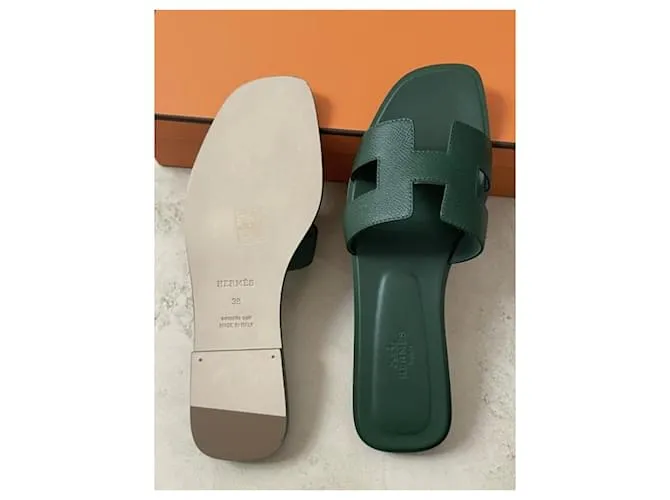 Oran Hermès Sandalias Verde Verde oscuro 