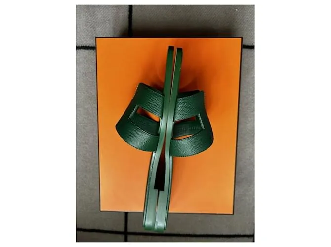 Oran Hermès Sandalias Verde Verde oscuro 