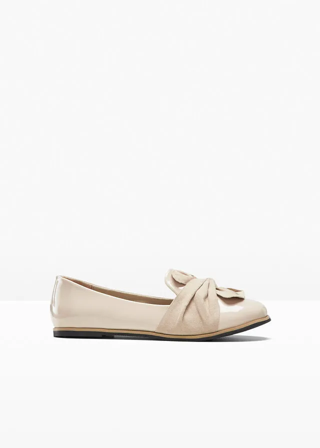 Slipper Camel