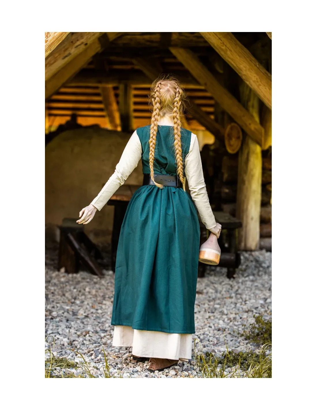 Vestido medieval de campesina modelo Arlette, color verde