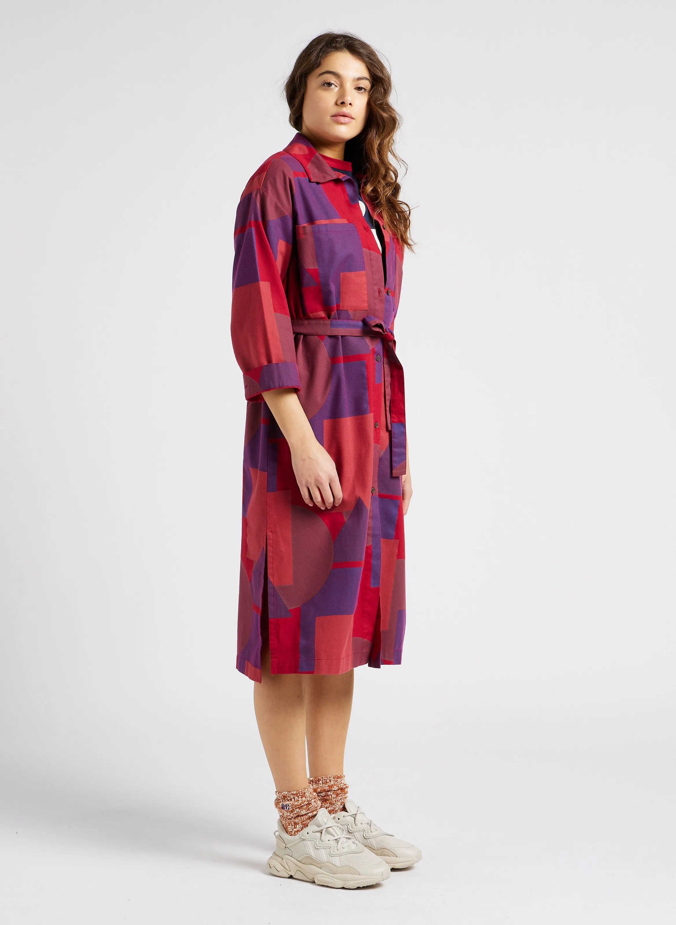 Vestido midi de algodón estampado con cuello clásico en multicolor