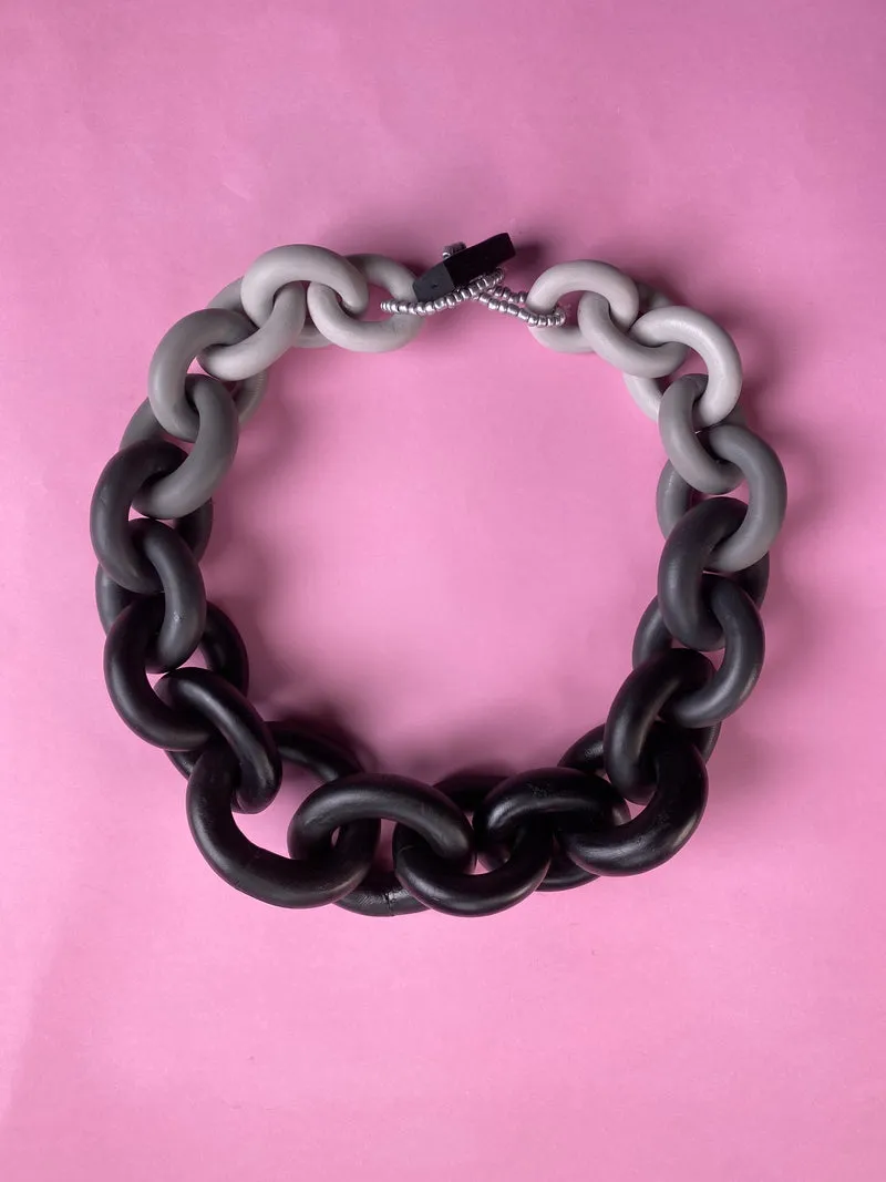VIRGINIA DEMARIA Collar Eslabón Degradé Negro